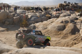 Bronco Sweeps 2022 King of the Hammers Podium